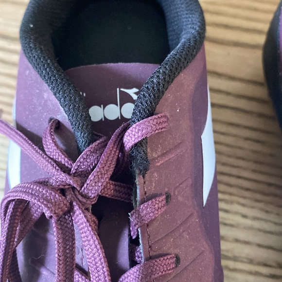 Diadora kids Soccer cleats size 8.5 - Picture 3 of 11